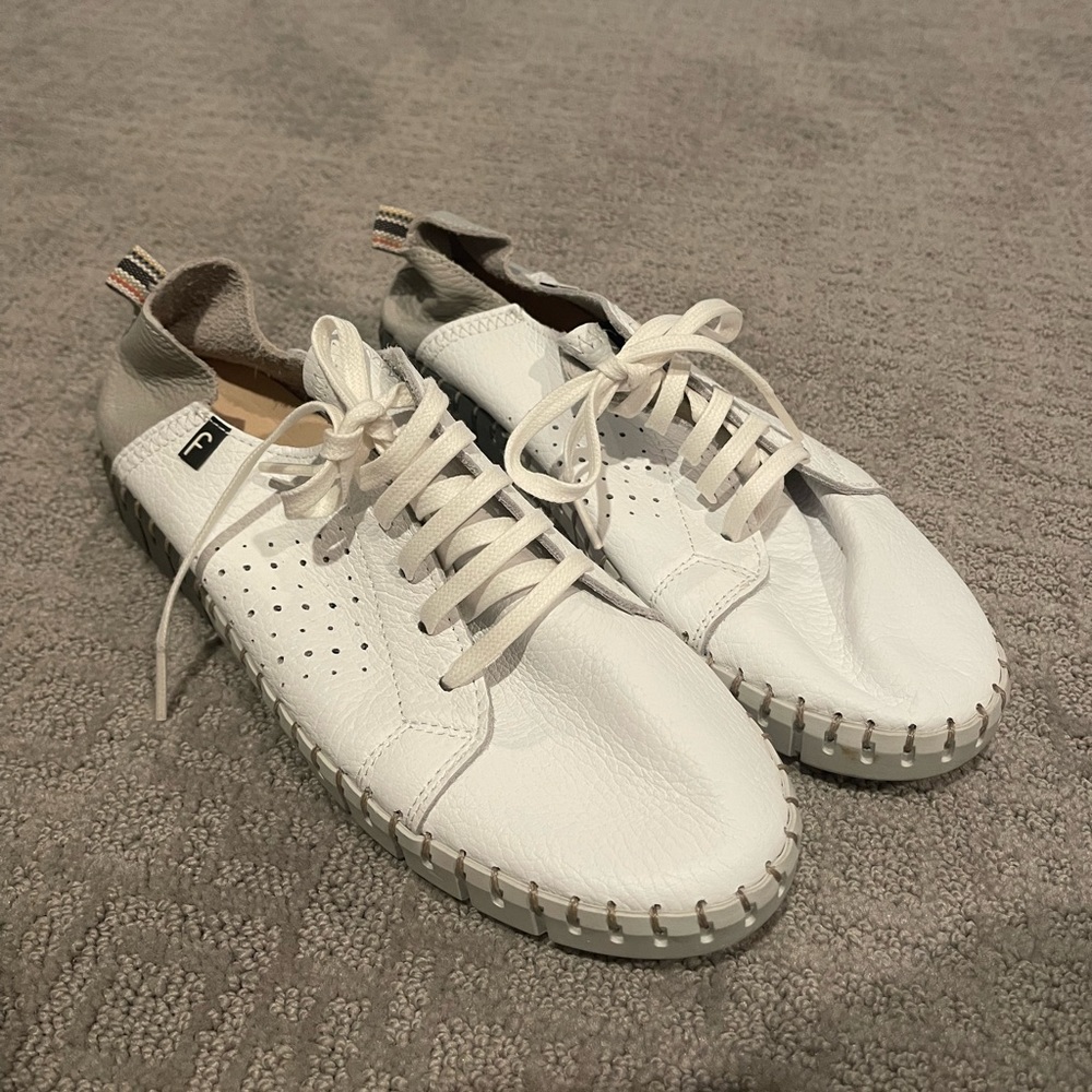 Fabiola’s everyday sneakers